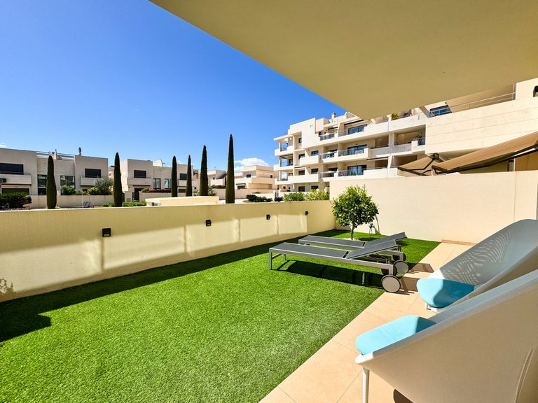 Apartment for Sale in La Zenia, Alicante 2