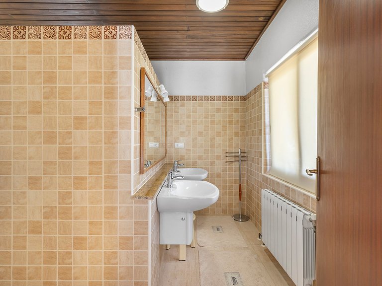 Villa for Sale in Villamartin, Alicante 25