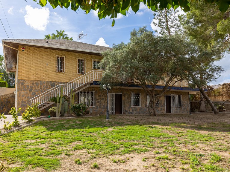 Villa for Sale in Villamartin, Alicante 50