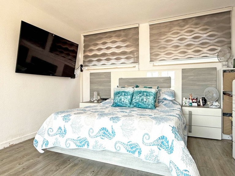 Villa for Sale in Villamartin, Alicante 9