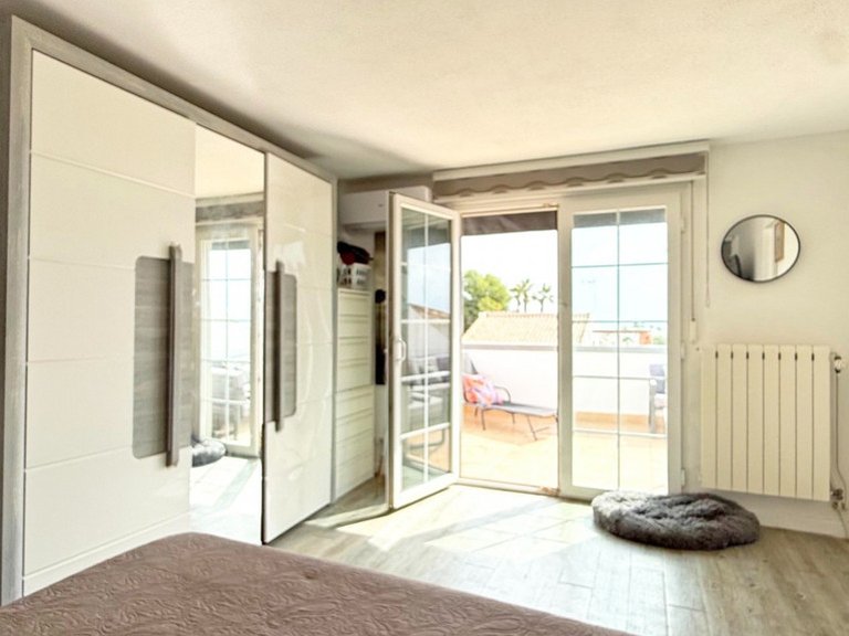 Villa for Sale in Villamartin, Alicante 14