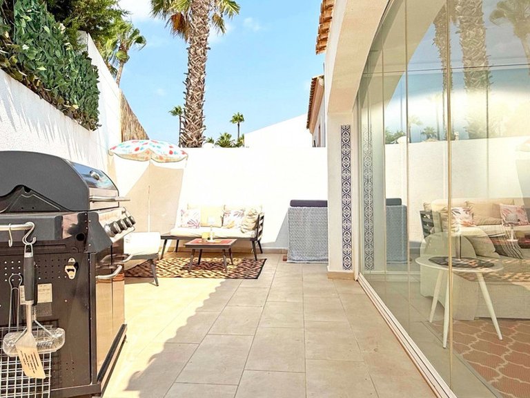 Villa for Sale in Villamartin, Alicante 29