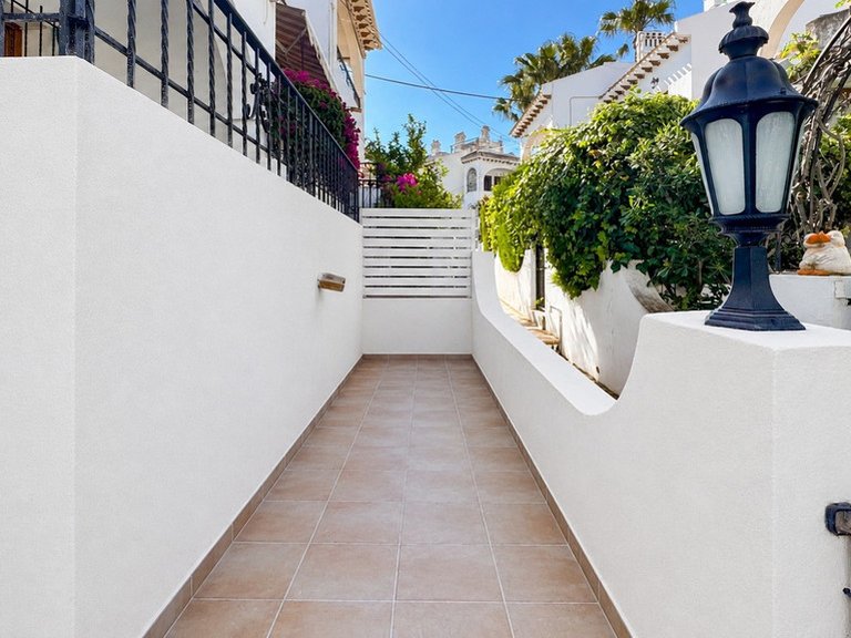Town House for Sale in Torrevieja, Alicante 11