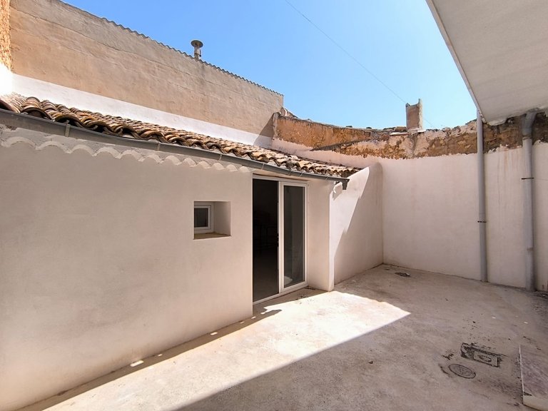 Town House for Sale in Pinoso, Alicante 4