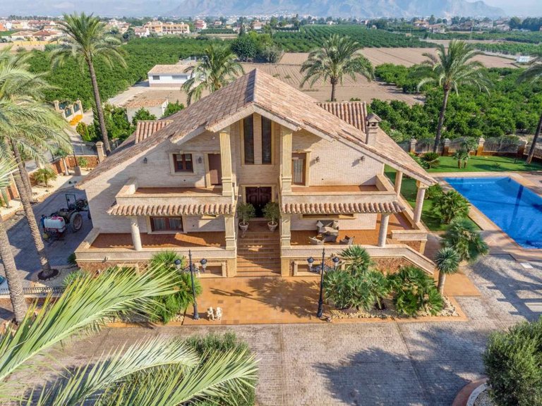 Villa for Sale in Orihuela, Alicante 8