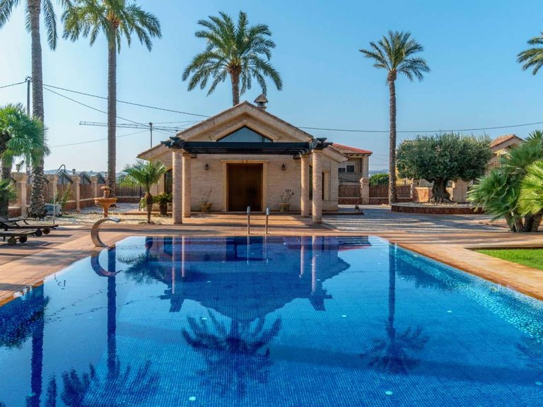 Villa for Sale in Orihuela, Alicante 41