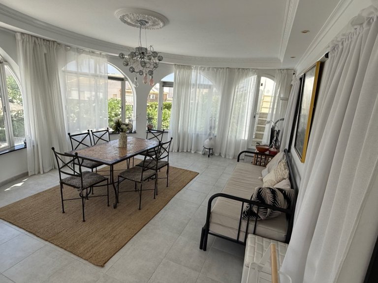 Villa for Sale in Torrevieja, Alicante 3