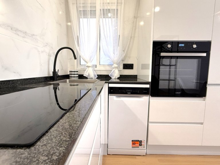Apartment for Sale in Torrevieja, Alicante 4
