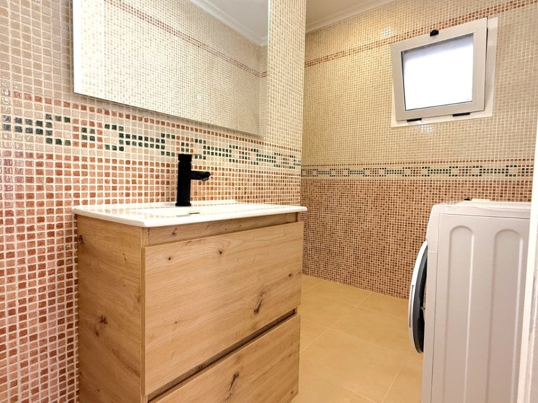 Apartment for Sale in Torrevieja, Alicante 25