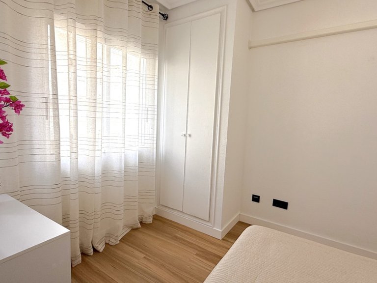 Apartment for Sale in Torrevieja, Alicante 27