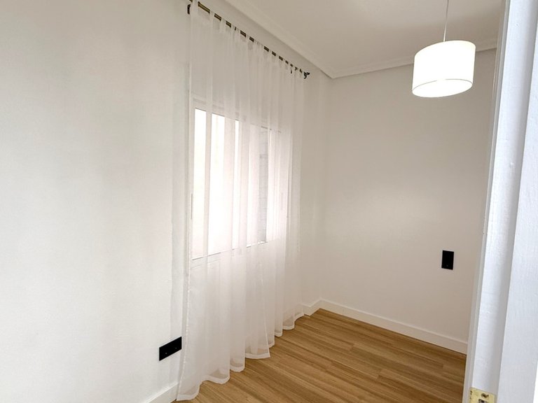 Apartment for Sale in Torrevieja, Alicante 40