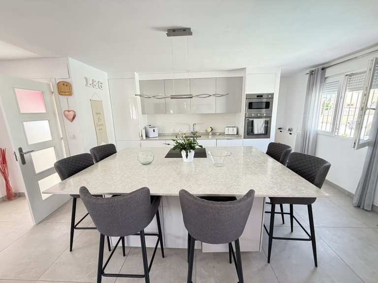 Villa for Sale in San Miguel De Salinas, Alicante 9