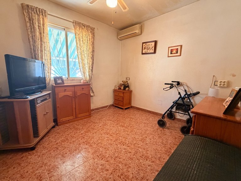 Apartment for Sale in Torrevieja, Alicante 13