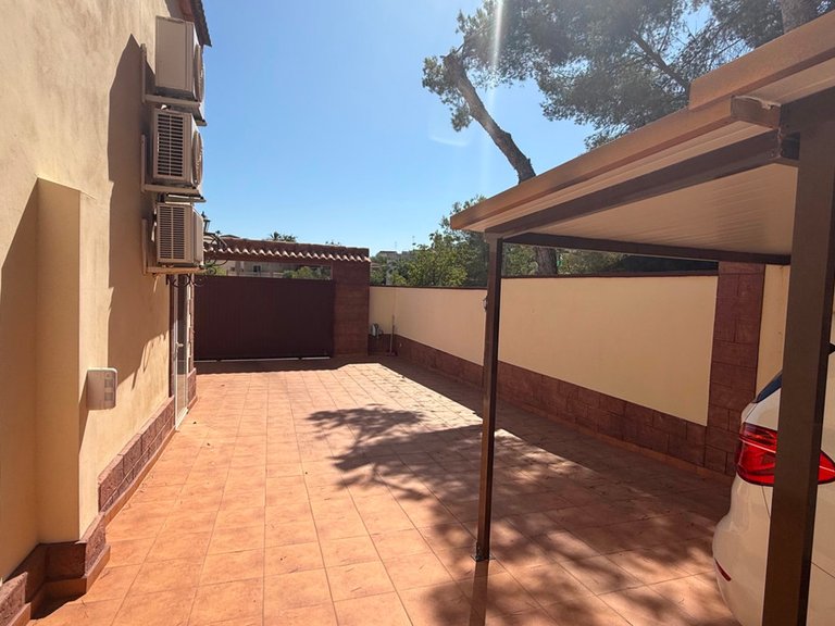 Villa for Sale in Torrevieja, Alicante 7