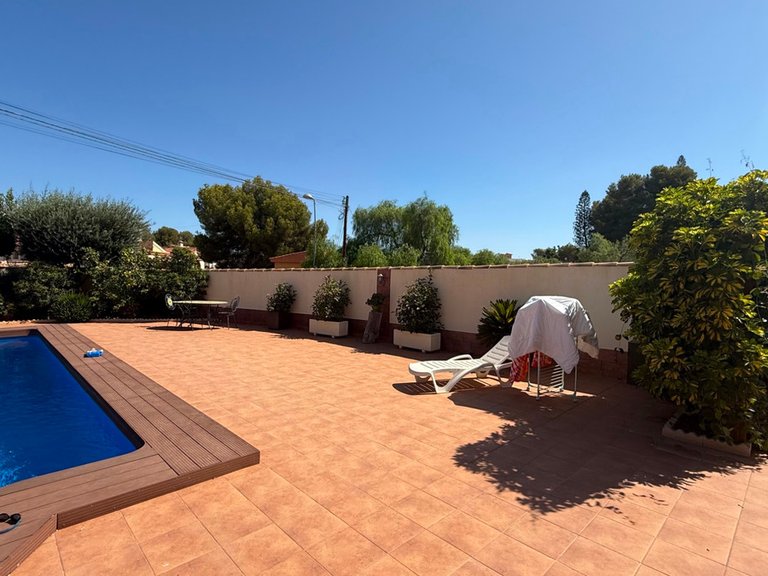 Villa for Sale in Torrevieja, Alicante 10