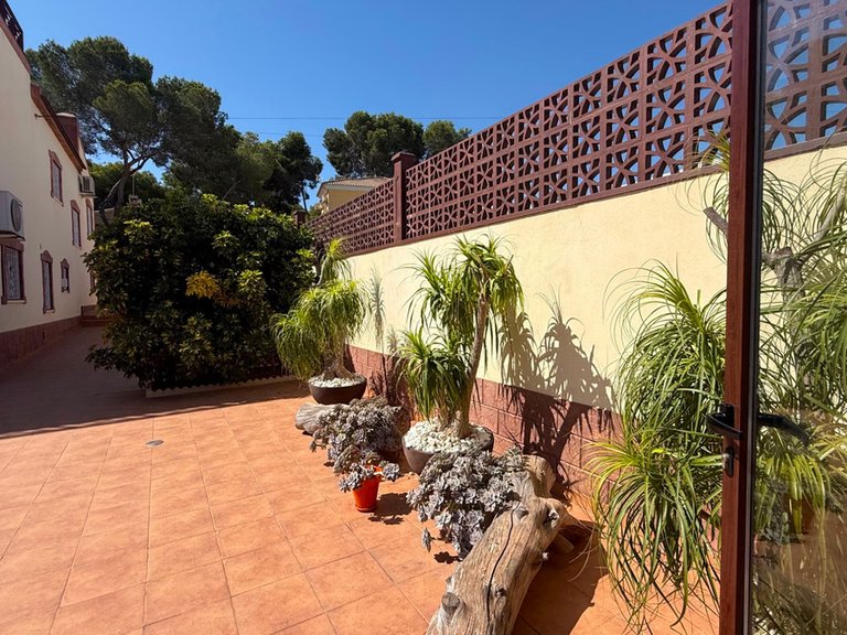 Villa for Sale in Torrevieja, Alicante 17
