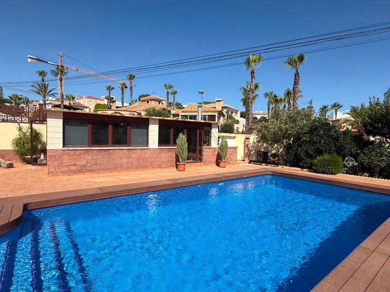 Villa for Sale in Torrevieja, Alicante 18