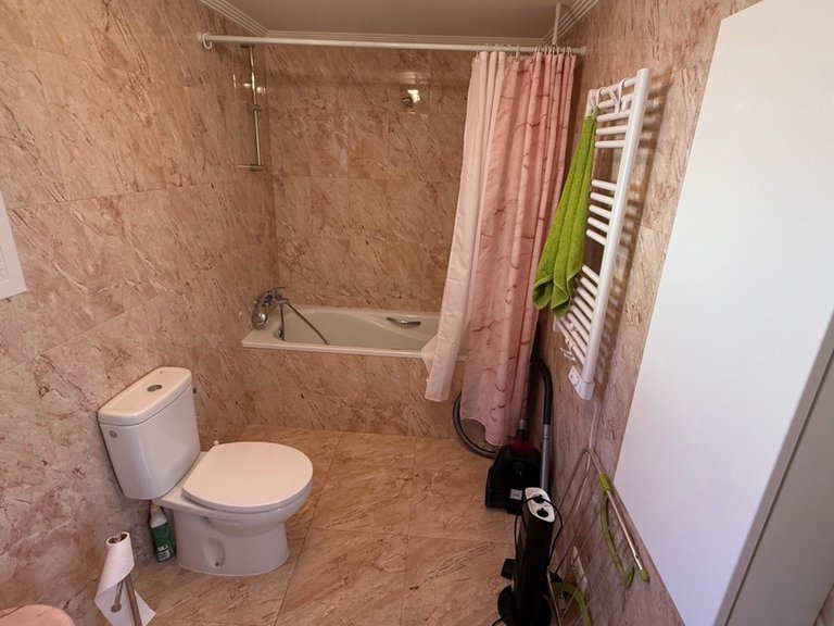 Villa for Sale in Torrevieja, Alicante 42