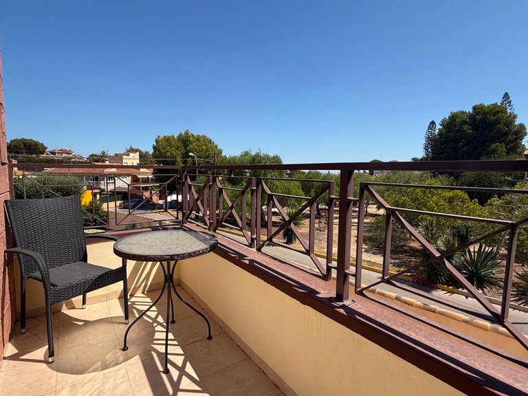 Villa for Sale in Torrevieja, Alicante 44