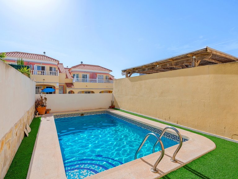 Town House for Sale in Villamartin, Alicante 24