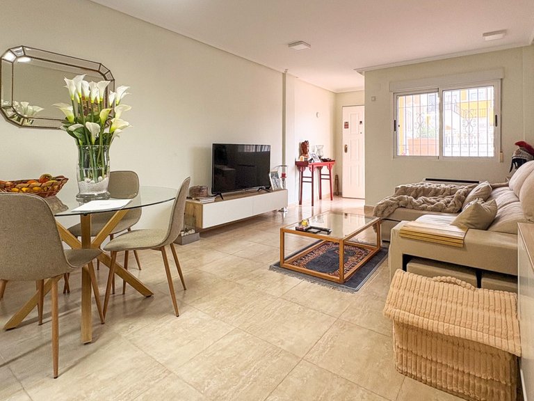 Villa for Sale in Elche, Alicante 3