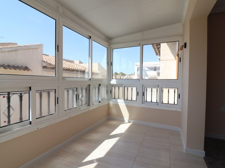 Apartment for Sale in Punta Prima, Alicante 8