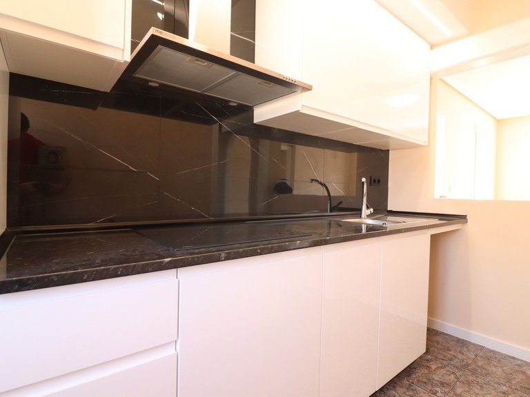 Apartment for Sale in Punta Prima, Alicante 10