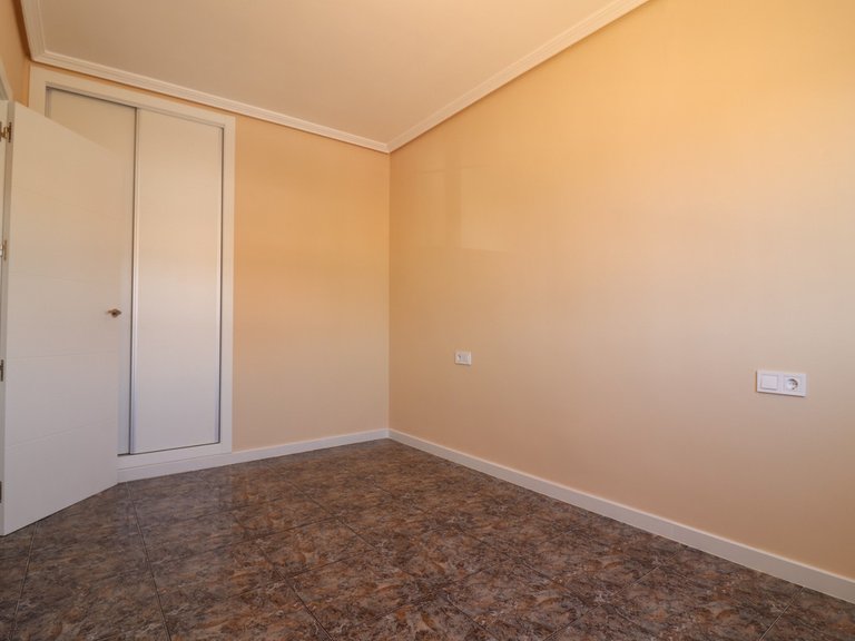 Apartment for Sale in Punta Prima, Alicante 12