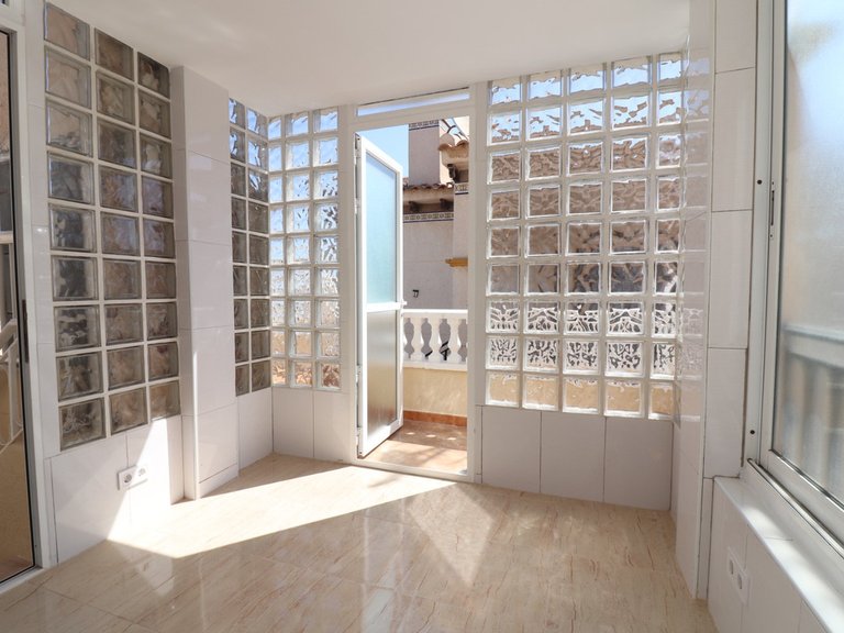 Apartment for Sale in Punta Prima, Alicante 17