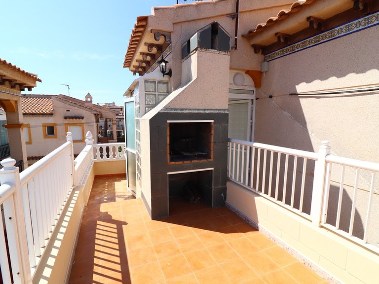 Apartment for Sale in Punta Prima, Alicante 20