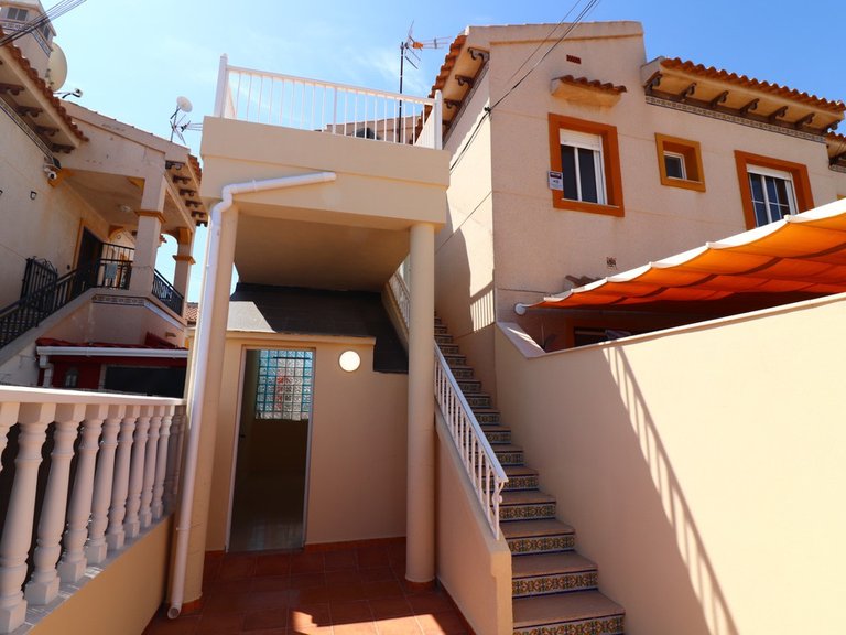 Apartment for Sale in Punta Prima, Alicante 21