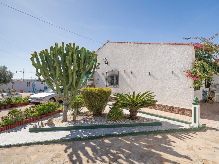 Villa for Sale in Ciudad Quesada, Alicante 6