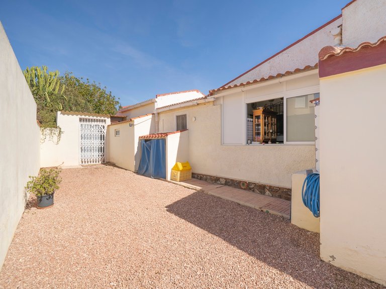 Villa for Sale in Ciudad Quesada, Alicante 32