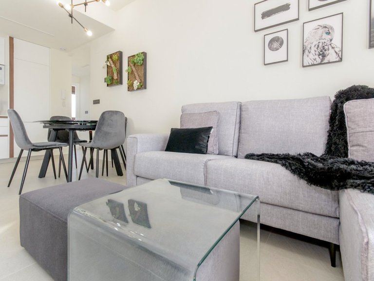 Apartment for Sale in Los Balcones, Alicante 4
