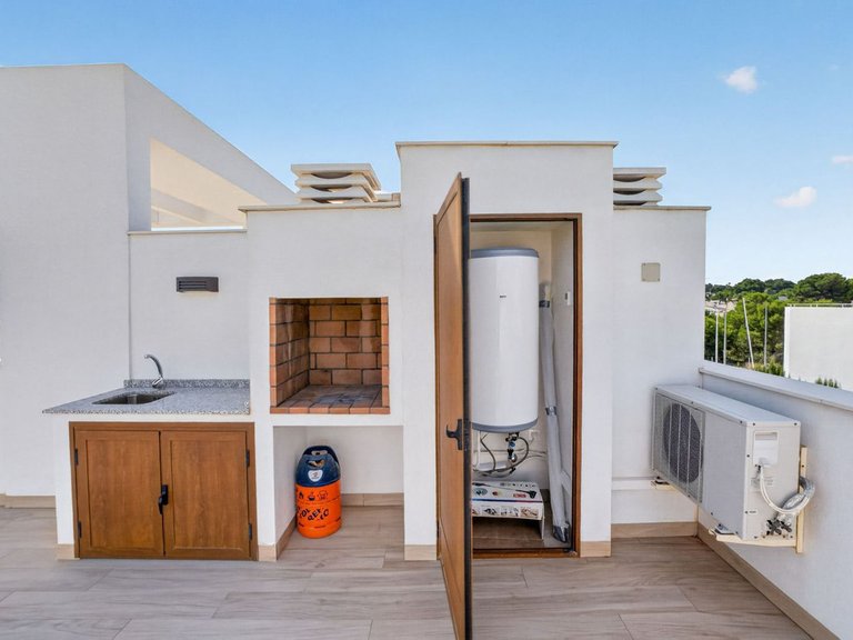 Apartment for Sale in Los Balcones, Alicante 31
