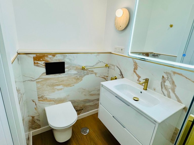 Apartment for Sale in Punta Prima, Alicante 24