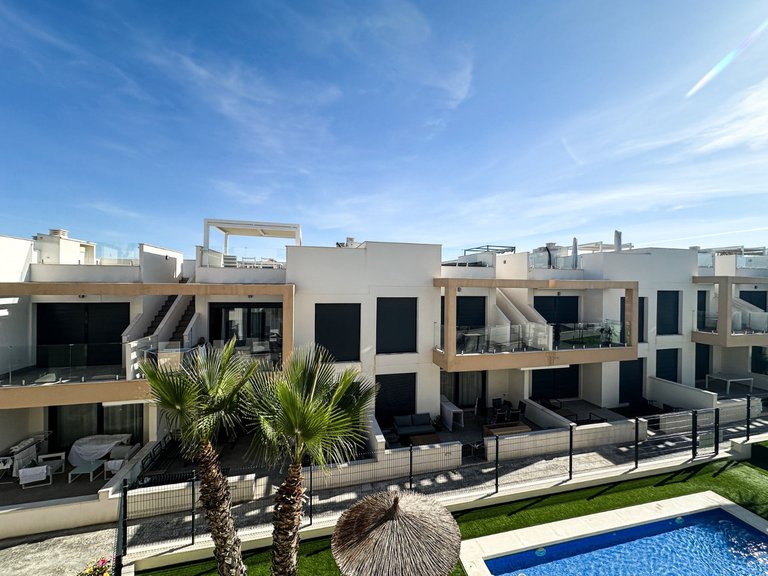 Apartment for Sale in Villamartin, Alicante 27