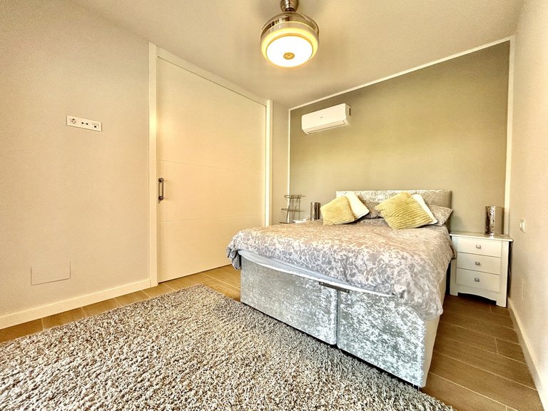 Apartment for Sale in Villamartin, Alicante 15