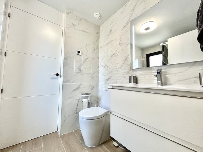Apartment for Sale in Villamartin, Alicante 25