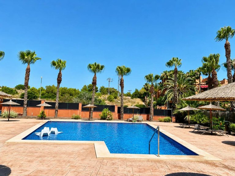Apartment for Sale in Villamartin, Alicante 32