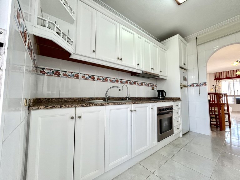 Apartment for Sale in La Zenia, Alicante 9