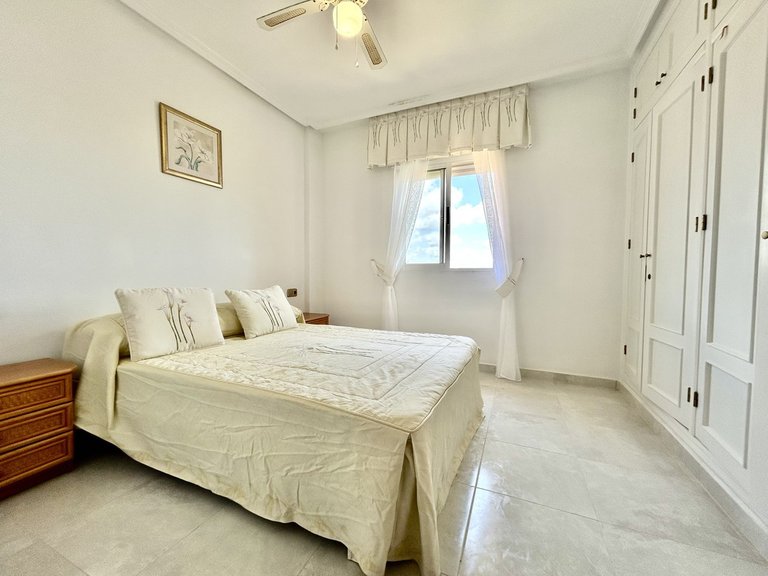 Apartment for Sale in La Zenia, Alicante 14