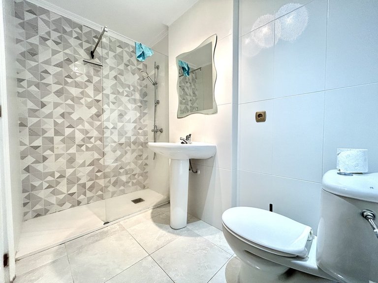 Apartment for Sale in La Zenia, Alicante 18