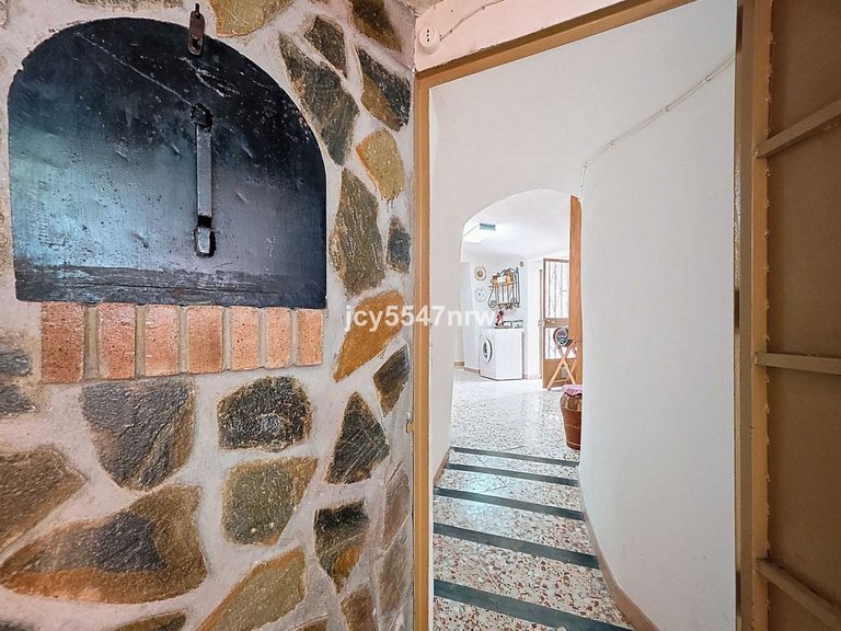 Country House for Sale in Pinoso, Alicante 16