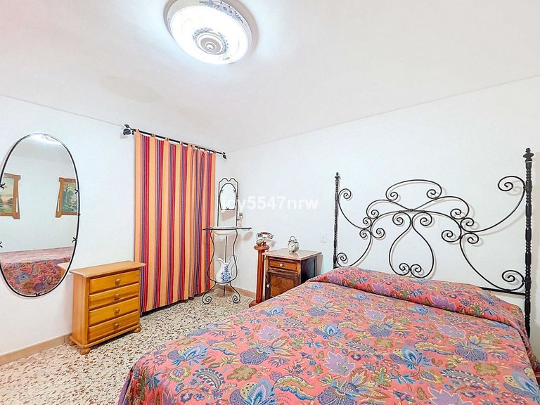 Country House for Sale in Pinoso, Alicante 26