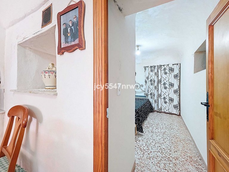 Country House for Sale in Pinoso, Alicante 28