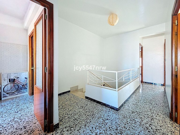 Town House for Sale in Pinoso, Alicante 12