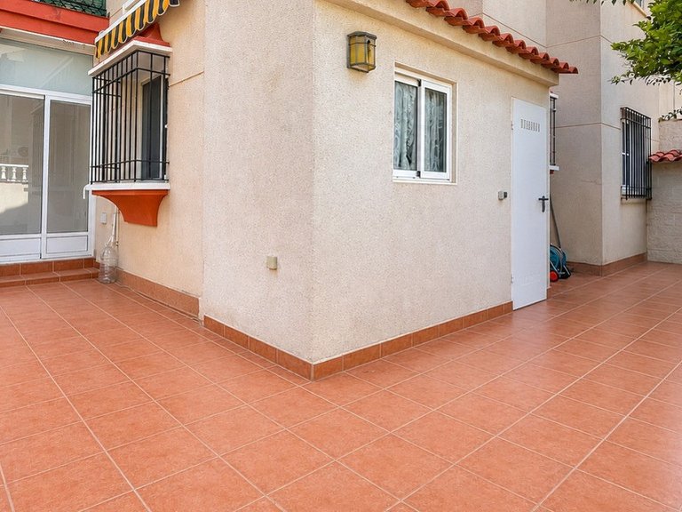 Apartment for Sale in Playa Flamenca, Alicante 2