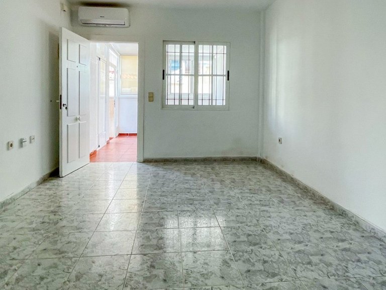 Apartment for Sale in Playa Flamenca, Alicante 5