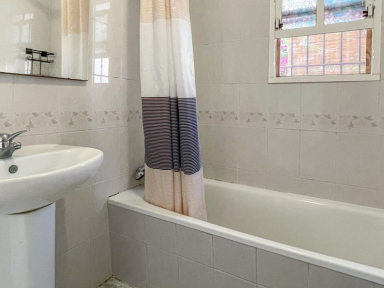 Apartment for Sale in Playa Flamenca, Alicante 16